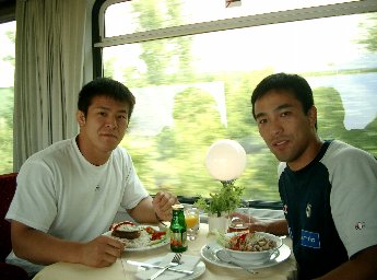 �h�C�c�s���̐H����